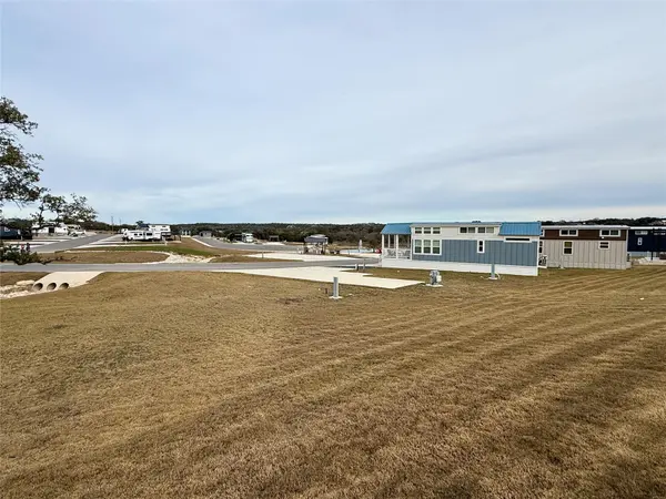 5386 Ranch Road 1376 RD #99, Fredericksburg, TX 78624