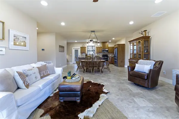 203 Champions (TWO HOMES) BLVD #B, La Vernia, TX 78121