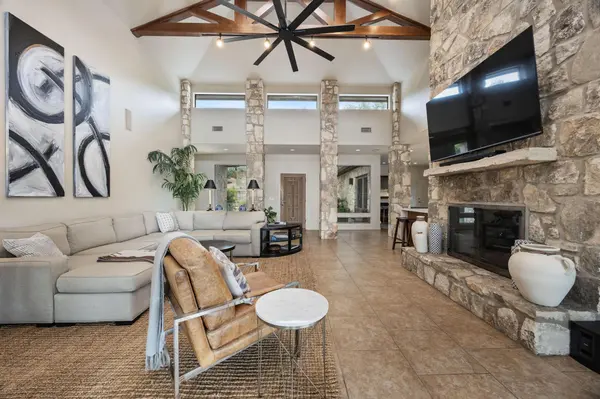 917 Challenger, Lakeway, TX 78734