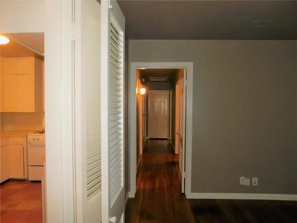 1400 BERKSHIRE DR, Austin, TX 78723