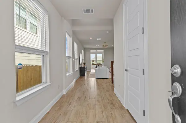 124 Oakstone DR, Georgetown, TX 78628