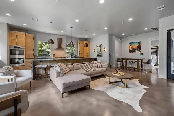 2414 Kinney RD, Austin, TX 78704