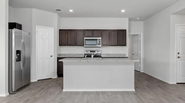 101 Wind Hill RD, Jarrell, TX 76537