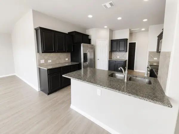228 Avalanche Ave, Georgetown, TX 78626