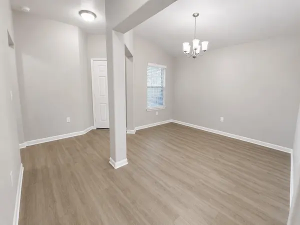 228 Avalanche Ave, Georgetown, TX 78626