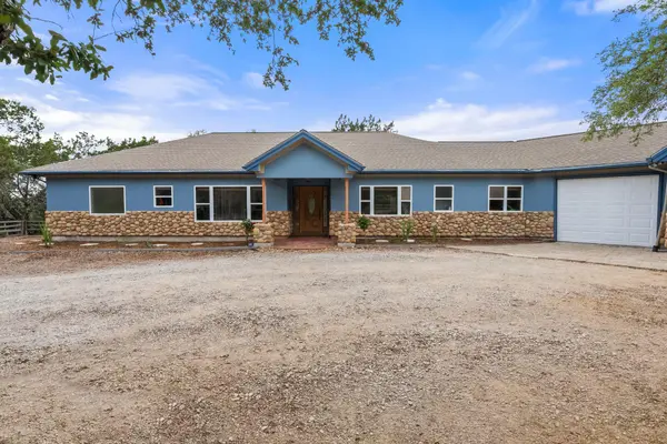 200 Vista West Ranch RD, Dripping Springs, TX 78620