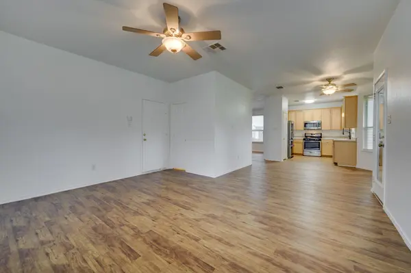 1112 Sundrop PL, Round Rock, TX 78665