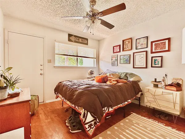 2801 Hemphill PARK #B201, Austin, TX 78705