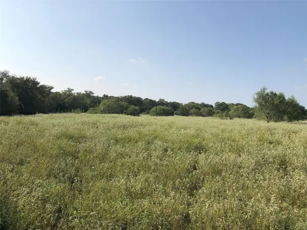 270 Wild Plum RD, Lockhart, TX 78644