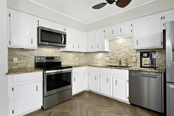 200 World Of Tennis SQ #200, Lakeway, TX 78738