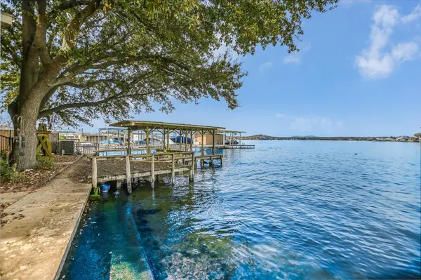 1018 Impala DR, Granite Shoals, TX 78654