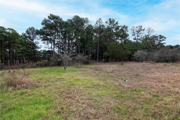 5431 N HWY 77, La Grange, TX 78945