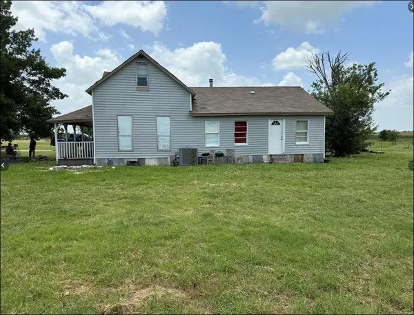 18543 Cyclone Branch RD, Burlington, TX 76519