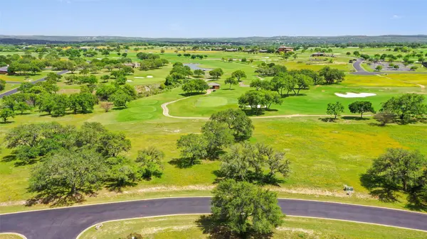 2711 Cliff Point RD, Spicewood, TX 78669