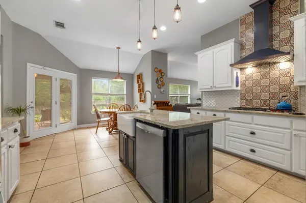 4013 Harvey Penick DR, Round Rock, TX 78664