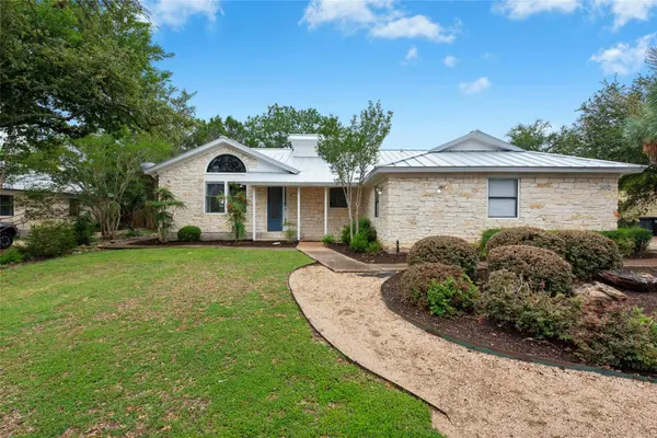 140 Donna DR, Wimberley, TX 78676