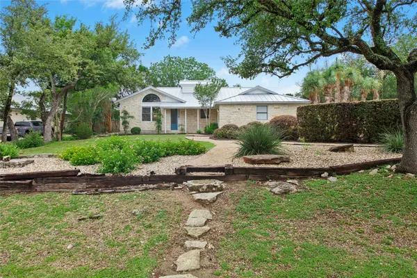 140 Donna DR, Wimberley, TX 78676
