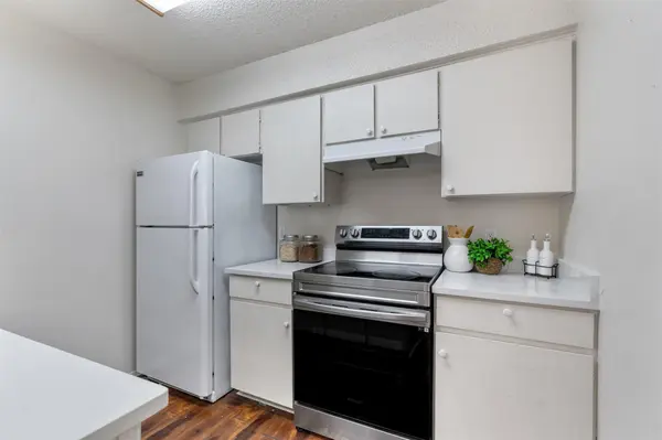 6910 Hart LN #203, Austin, TX 78731