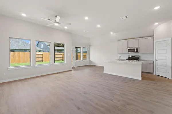 117 Malibu, Hutto, TX 78634