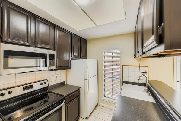708 Graham PL #101, Austin, TX 78705