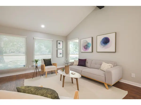 3203 Foster LN, Austin, TX 78757