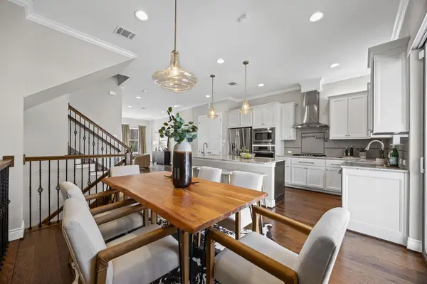 1112 Highknoll LN, Georgetown, TX 78628