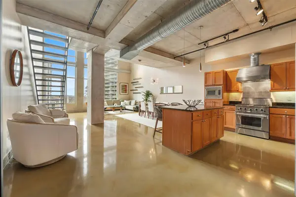 800 W 5th ST #1104, Austin, TX 78703