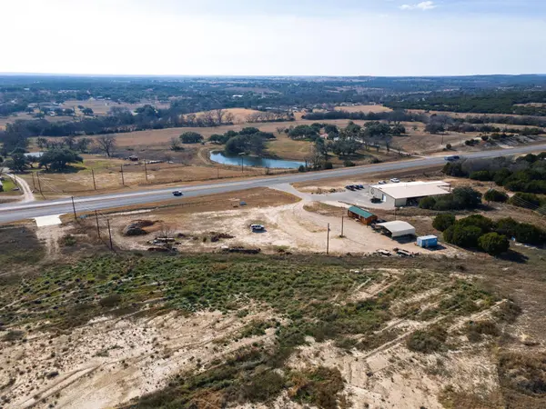 774 N 183 HWY, Lampasas, TX 76550