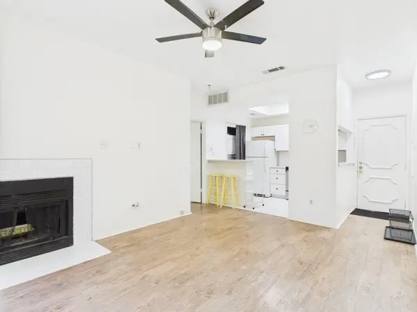 806 W 24th ST #114, Austin, TX 78705