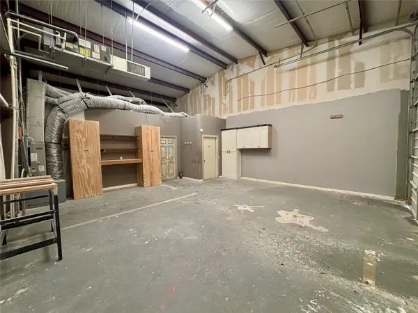 623 W Front ST #2100, Hutto, TX 78634