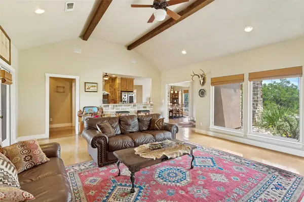 988 Kendall Jackson, Comfort, TX 78013