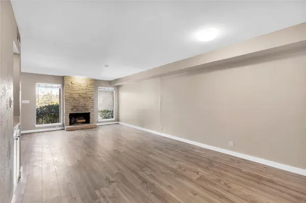 3607 Las Colinas DR #B, Austin, TX 78731
