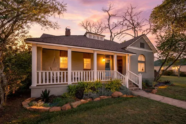 1202 Pecan ST, Bastrop, TX 78602
