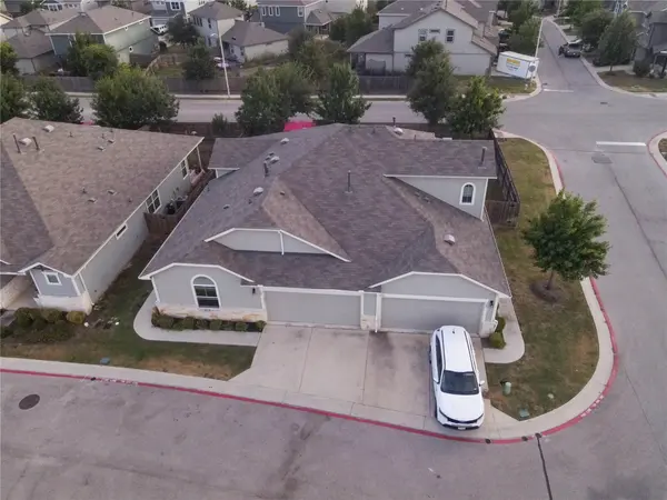 1501 Gropius LN #30B, Pflugerville, TX 78660