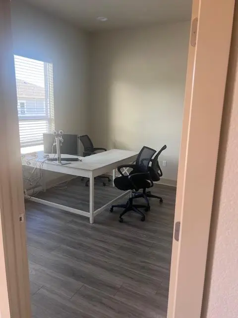 10824 E Crystal Falls PKWY #503, Leander, TX 78641