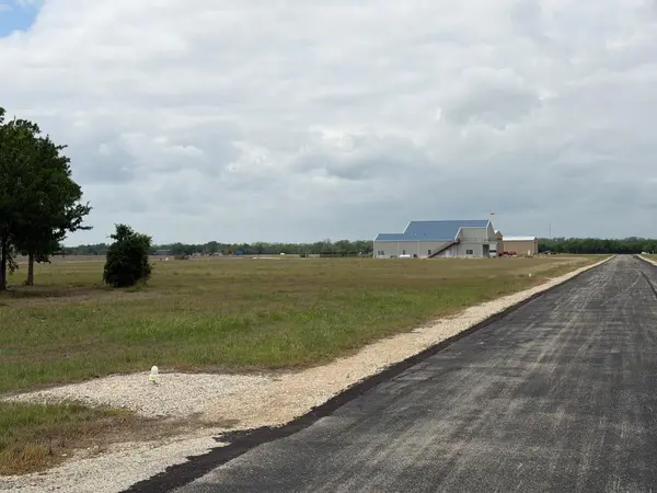 320 Airfield RD, Fentress, TX 78622