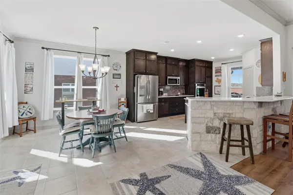 127 Hidden Oaks DR, Kingsland, TX 78639