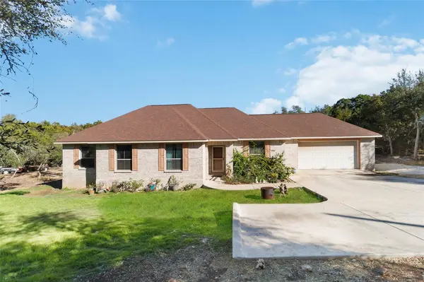 1193 Persimmon PASS, Fischer, TX 78623