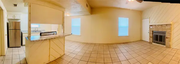 1206 Tartan LN #B, Austin, TX 78753