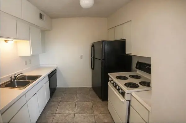 2408 Longview ST #111, Austin, TX 78705