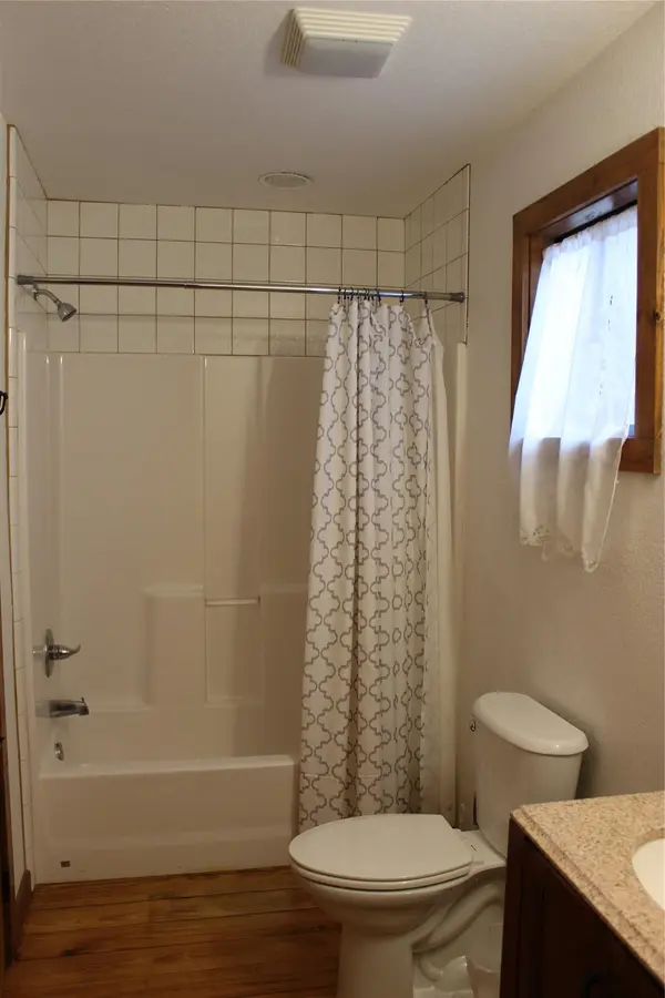 961 Buttercup LN #2, Wimberley, TX 78676