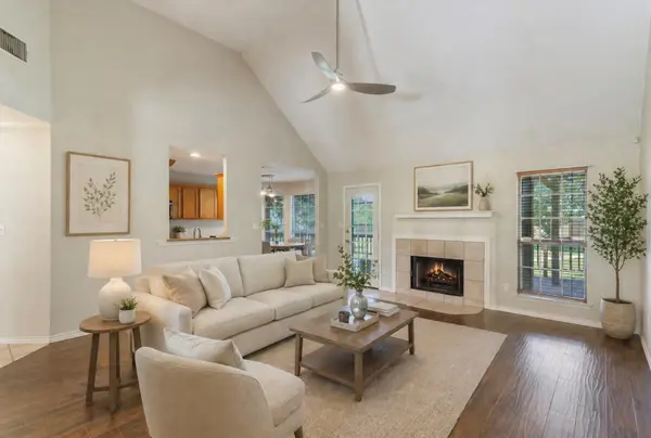 53 Tinas TRL, Martindale, TX 78655