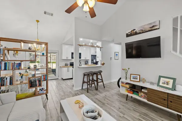 1015 E Yager LN #115, Austin, TX 78753