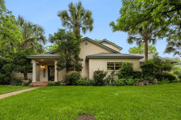 340 Columbine ST, Meadowlakes, TX 78654