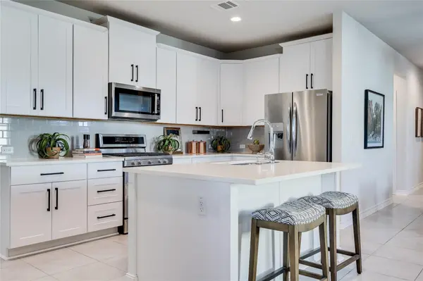 5216 Golden Canary LN, Austin, TX 78723