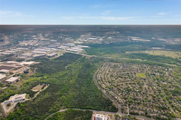5504 Viewpoint DR, Austin, TX 78744