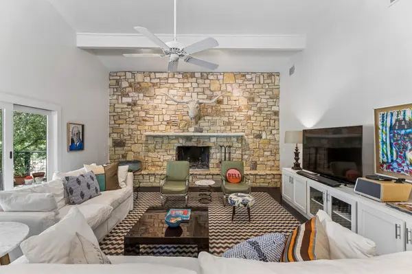 1121 Hidden Valley RD, Wimberley, TX 78676