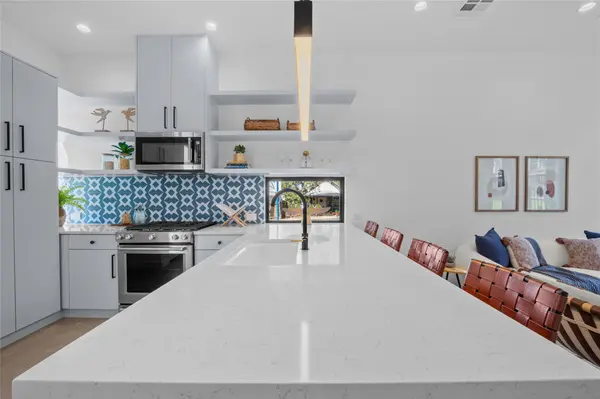 219 Lessin LN #10A, Austin, TX 78704