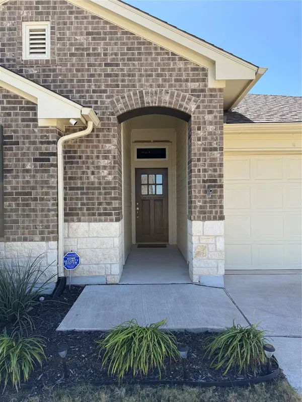 131 Patrick Herndon DR, Bastrop, TX 78602