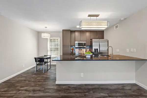 910 Duncan LN #1, Austin, TX 78705